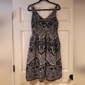 Jane Ashley black and white patterned lightweight cotton sleeveless dress L